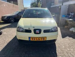 Geel Gebruikt 2002 Seat Arosa Stella Hatchback | € 1.450 (Eerlijke prijs)