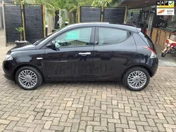 Blauw Gebruikt 2013 Lancia Ypsilon Gold Hatchback | € 4.980 (Eerlijke prijs)