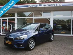 Blauw Gebruikt 2015 BMW 218 Executive MPV | € 14.850 (Eerlijke prijs)