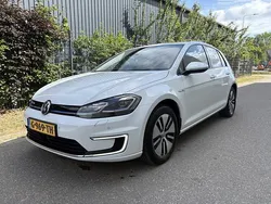 Wit Gebruikt 2019 VW e-Golf Hatchback | € 10.499 (Eerlijke prijs)