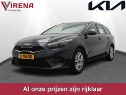 Grijs, metallic lak Gebruikt 2023 Kia Ceed Sportswagon Stationwagen | € 21.950 (Eerlijke prijs)