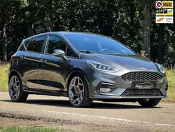 Grijs Gebruikt 2019 Ford Fiesta ST Hatchback | € 21.899 (Eerlijke prijs)