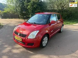 Rood, metallic lak Gebruikt 2008 Suzuki Swift Comfort Hatchback | € 2.295 (Goede deal)