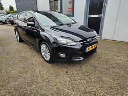 Zwart Gebruikt 2012 Ford Focus Titanium Hatchback | € 3.750 (Eerlijke prijs)