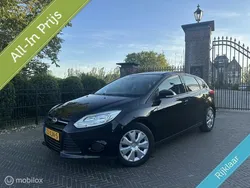 Zwart, metallic lak Gebruikt 2012 Ford Focus Trend Hatchback | € 4.999 (Goede deal)