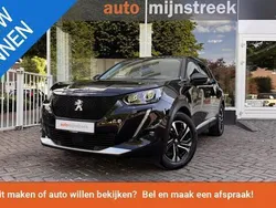 Zwart Gebruikt 2022 Peugeot e-2008 Allure SUV | € 18.900 (Goede deal)