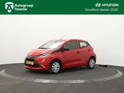 Rood Gebruikt 2017 Toyota Aygo Hatchback | € 6.900 (Goede deal)