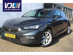 Grijs Gebruikt 2021 Seat Leon Style Hatchback | € 19.700 (Goede deal)