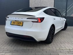 Wit Gebruikt 2024 Tesla Model 3 Standard Range Sedan | € 34.999 (Eerlijke prijs)