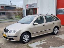 Beige Gebruikt 2005 Skoda Fabia Hatchback | € 3.950
