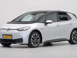 Gebruikt 2020 VW ID.3 Life Hatchback | € 16.440 (Eerlijke prijs)