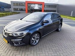 Zwart Gebruikt 2018 Renault Mégane GrandTour Bose Edition Stationwagen | € 13.695 (Eerlijke prijs)