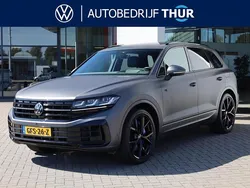 Grijs Gebruikt 2024 VW Touareg R SUV | € 81.950 (Eerlijke prijs)
