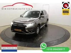 Bruin, metallic lak Gebruikt 2015 Mitsubishi Outlander Edition SUV | € 12.480 (Goede deal)