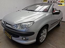 Grijs Gebruikt 2002 Peugeot 206 Cabriolet | € 1.495 (Eerlijke prijs)