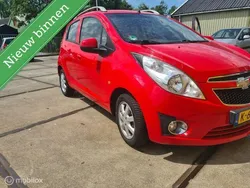 Rood Gebruikt 2011 Chevrolet Spark LT Hatchback | € 2.799 (Eerlijke prijs)