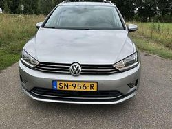 Grijs Gebruikt 2017 VW Golf VII Highline Stationwagen | € 14.250 (Goede deal)