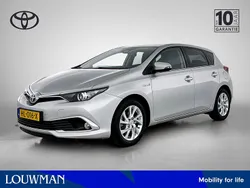 Grijs Gebruikt 2015 Toyota Auris Executive Hatchback | € 15.945 (Eerlijke prijs)