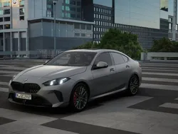 Frozen pure grey Nieuw 2025 BMW 220 Executive Coupé | € 61.233 (Iets duurder)