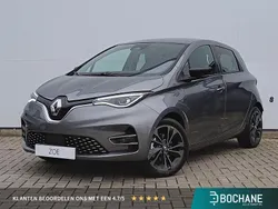 , metallic lak Gebruikt 2024 Renault Zoe Iconic Hatchback | € 28.445