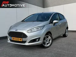Grijs, metallic lak Gebruikt 2014 Ford Fiesta Titanium Hatchback | € 5.845 (Goede deal)