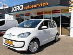 Wit Gebruikt 2014 VW up! Move Hatchback | € 5.990 (Eerlijke prijs)