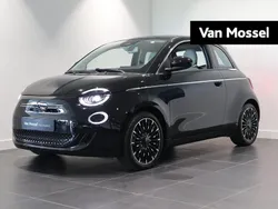 Zwart Gebruikt 2023 Fiat 500e La Prima Hatchback | € 23.900 (Eerlijke prijs)