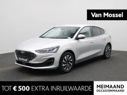 Grijs Gebruikt 2023 Ford Focus Titanium Hatchback | € 20.900 (Goede deal)