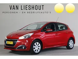 Rood Gebruikt 2017 Peugeot 208 S Hatchback | € 9.650 (Iets duurder)