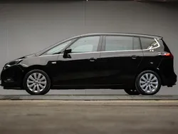 Zwart Gebruikt 2017 Opel Zafira Business MPV | € 14.945 (Eerlijke prijs)