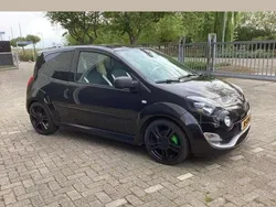Zwart Gebruikt 2012 Renault Twingo R.S. Hatchback | € 7.500 (Iets duurder)