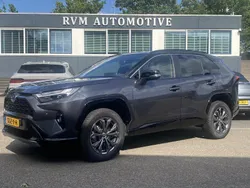 Zwart Gebruikt 2024 Toyota RAV4 SUV | € 48.940 (Eerlijke prijs)