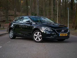 Zwart Gebruikt 2012 Volvo V40 Kinetic Stationwagen | € 11.500 (Iets duurder)