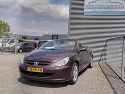 Paars (metallic) Gebruikt 2004 Peugeot 307 CC Cabriolet | € 2.350 (Eerlijke prijs)