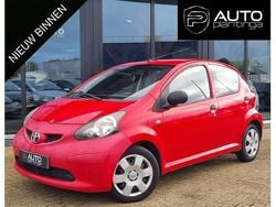 Rood Gebruikt 2008 Toyota Aygo Hatchback | € 2.245 (Goede deal)