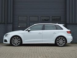 Wit Gebruikt 2018 Audi A3 Sportback S-Line Hatchback | € 16.950 (Eerlijke prijs)