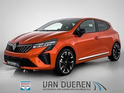 Oranje Gebruikt 2024 Renault Clio V Techno Hatchback | € 23.900 (Eerlijke prijs)