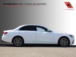 Wit Gebruikt 2022 Mercedes E300 AMG line Sedan | € 37.900 (Goede deal)