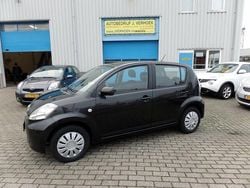 Zwart Gebruikt 2007 Daihatsu Sirion Hatchback | € 1.445 (Goede deal)