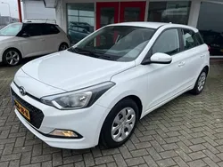 Wit Gebruikt 2016 Hyundai i20 Hatchback | € 10.450 (Eerlijke prijs)