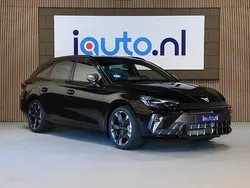 Zwart, metallic lak Nieuw 2025 Cupra Leon Stationwagen | € 39.745 (Super prijs)