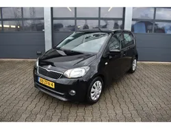 Zwart, metallic lak Gebruikt 2012 Skoda Citigo Tour Hatchback | € 6.435 (Eerlijke prijs)