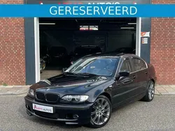 Zwart Gebruikt 2002 BMW 320 Executive Sedan | € 4.250 (Eerlijke prijs)