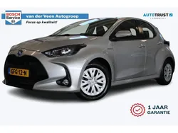 Grijs Gebruikt 2020 Toyota Yaris Active Hatchback | € 16.450 (Eerlijke prijs)