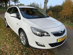 Wit Gebruikt 2012 Opel Astra Business Stationwagen | € 2.850 (Eerlijke prijs)