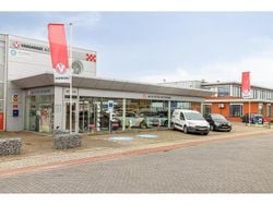 Grijs Gebruikt 2018 VW T-Roc SUV | € 22.290 (Goede deal)