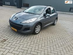 Grijs Gebruikt 2011 Peugeot 207 Hatchback | € 2.750 (Super prijs)