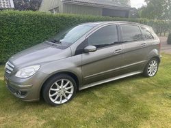 Grijs Gebruikt 2007 Mercedes B170 MPV | € 5.000 (Iets duurder)