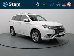 Wit metallic Gebruikt 2019 Mitsubishi Outlander P-HEV Intense+ SUV | € 24.990 (Eerlijke prijs)
