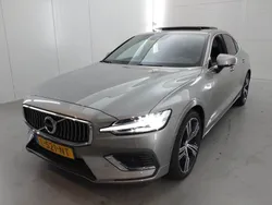 Grijs, metallic lak Gebruikt 2021 Volvo S60 Inscription Sedan | € 28.900 (Super prijs)
